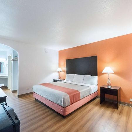 Motel 6 San Antonio Tx I10 West Dış mekan fotoğraf