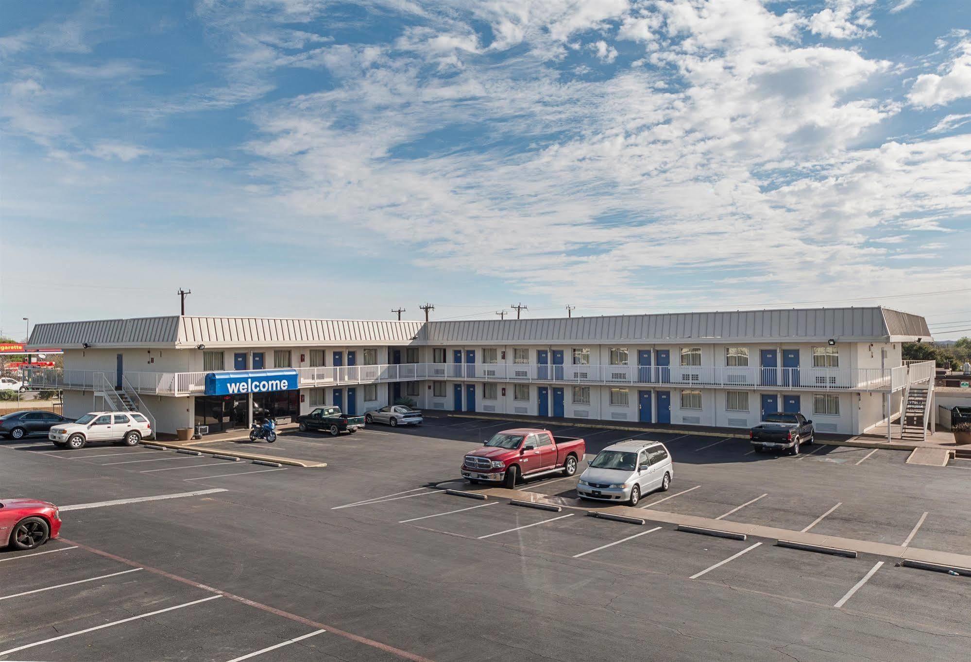 Motel 6 San Antonio Tx I10 West Dış mekan fotoğraf