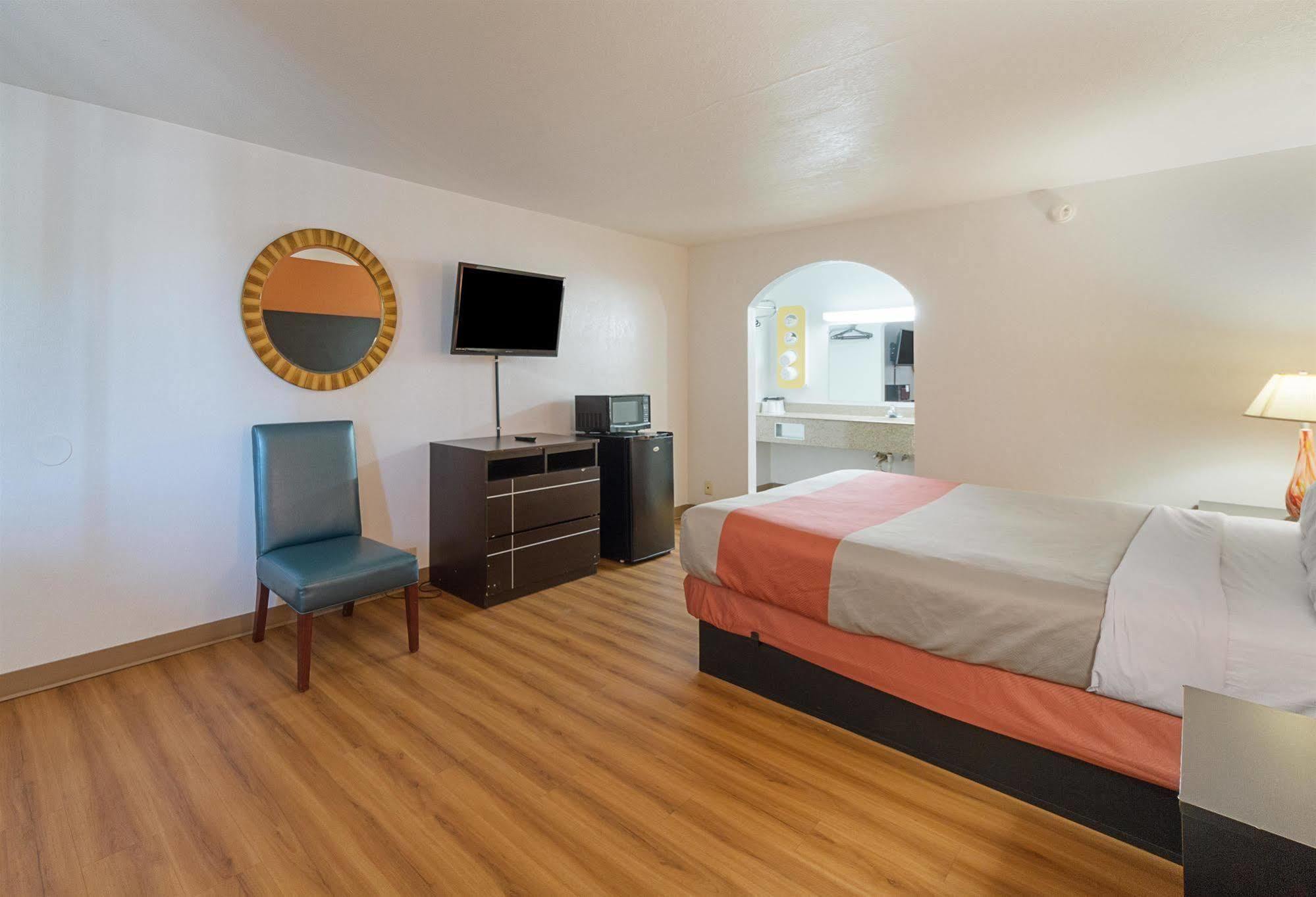Motel 6 San Antonio Tx I10 West Dış mekan fotoğraf