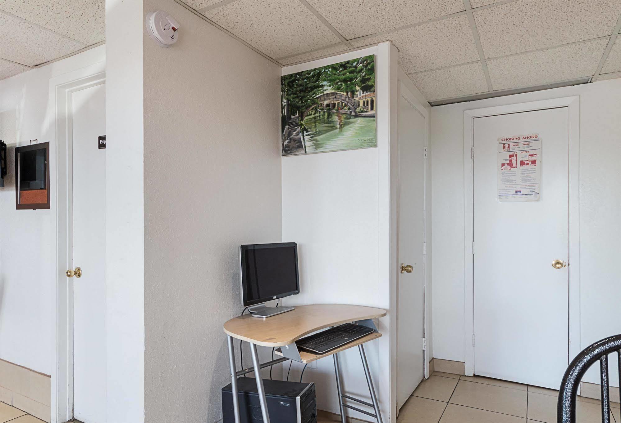 Motel 6 San Antonio Tx I10 West Dış mekan fotoğraf