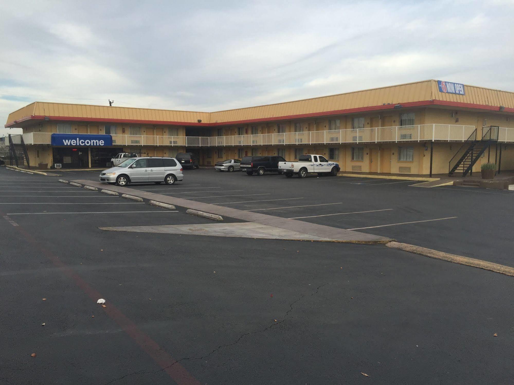 Motel 6 San Antonio Tx I10 West Dış mekan fotoğraf