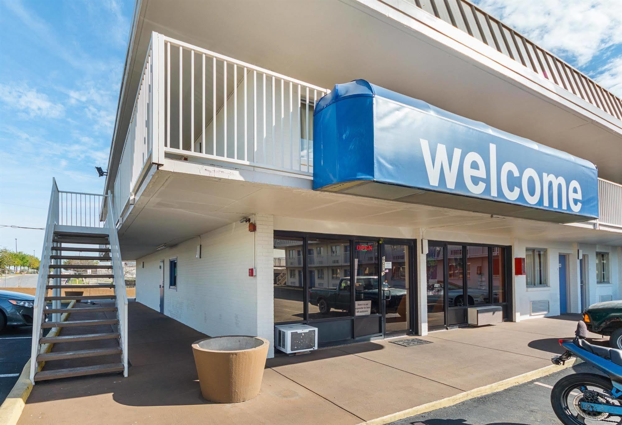 Motel 6 San Antonio Tx I10 West Dış mekan fotoğraf